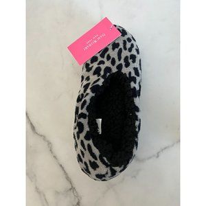 ISAAC MIZRAHI Slip On Fuzzy Slippers Sz L 9/10 NEW